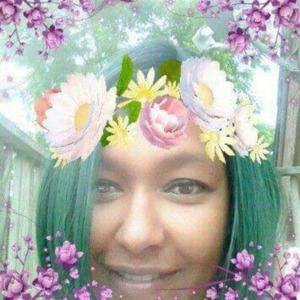 Meet your Posher, Melanie